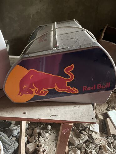 Soyuducu vitrinləri: Redbull soyuducu