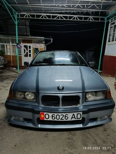 вмв тройка: BMW 3 series: 1992 г., 1.8 л, Механика, Бензин, Седан