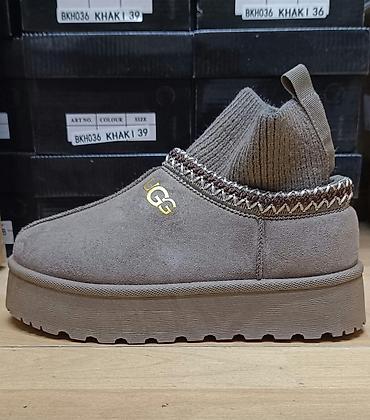 ugg tazz 42: Ugg
36-41
3200 — 2