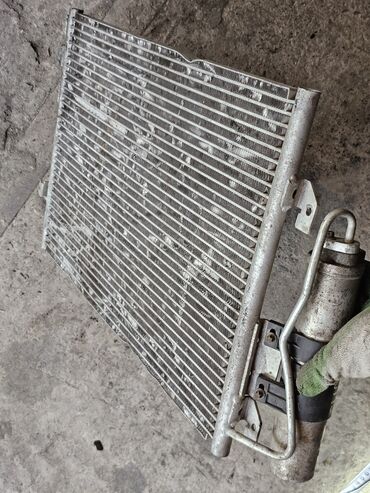 Радиаторы: Радиатор кондиционера Renault Clio 2, 2002г.в. Оригинал б/у, из — 9