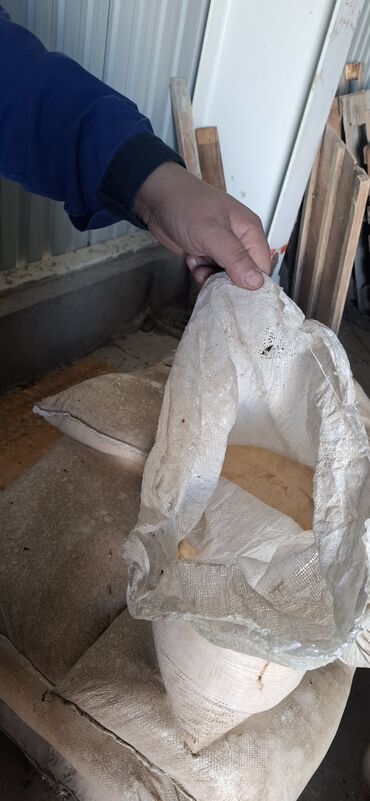 Digər gübrə: Məhsul: KARBAMİD (UREA) azot gübrəsi ve akumlyator ucun plastinka — 6