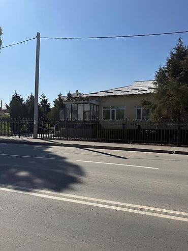 Продажа коттеджей и домов: 5 и более комнат, 340 м², 8 соток, Бишкек, Арча-Бешик ж/м Собственник — 13