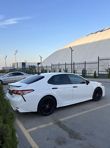 Продажа авто: Toyota Camry: 2019 г., 2.5 л, Автомат, Бензин, Седан — 6