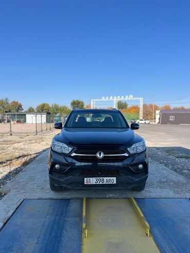 машина ис: Ssangyong Rexton: 2018 г., 2.2 л, Автомат, Дизель, Пикап