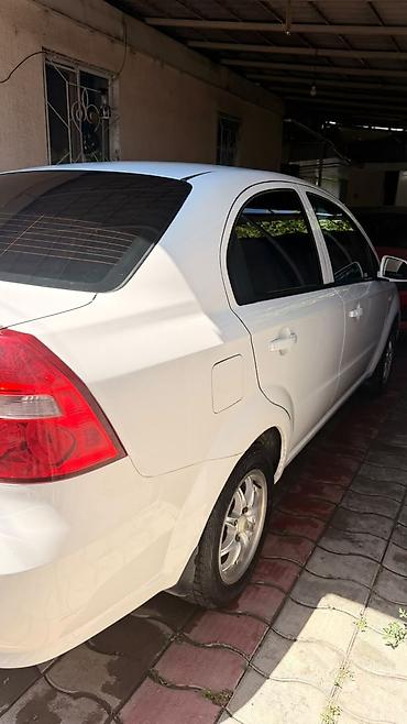 воздухо: Chevrolet Aveo: 2009 г., 1.2 л, Механика, Бензин, Седан — 4