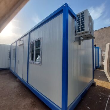 Konteynerlər: 3.00 x 7.00 sendiviç panel ofis 2 otaq (sağ/sol) və Sanitar Qovsaqli (