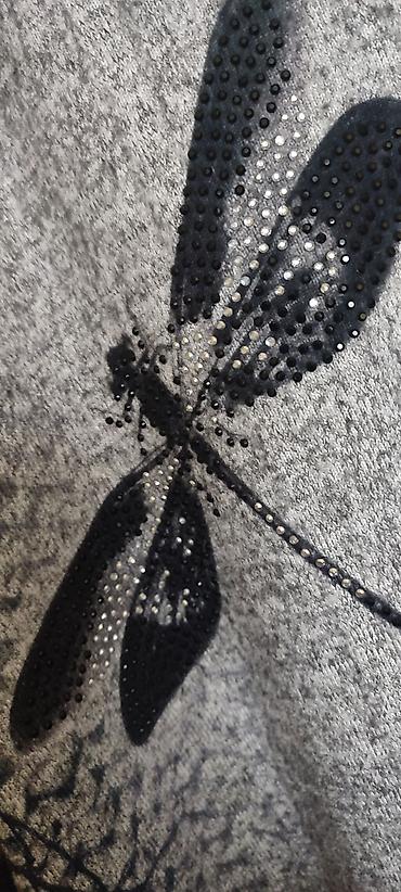35: Garderoba je XL/XXL.prirodni materijali 500 din.Kardigan je 800 — 3