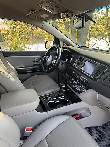 karnival: Kia Carnival: 2019 г., 2.2 л, Автомат, Дизель, Минивэн — 9
