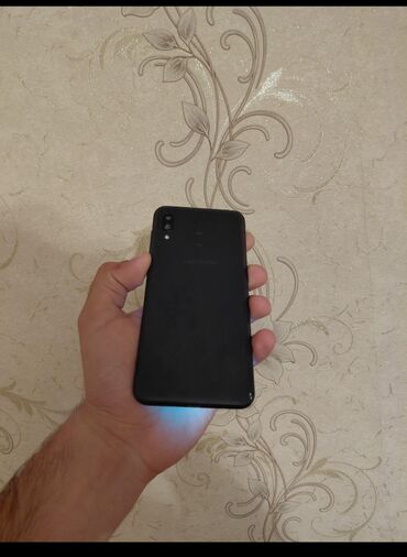 Samsung: Samsung Galaxy A20, 32 GB, rəng - Qara, Düyməli, Sensor, Barmaq izi
