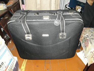 təkərli bazar çantası: Çanta təkərli