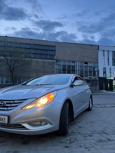 хюндай соната 2010: Hyundai Sonata: 2010 г., 2 л, Автомат, Газ, Седан