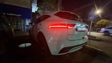 Jaguar: Jaguar E-type: 2019 г., 2 л, Автомат, Бензин, Кроссовер — 3