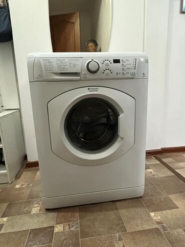 стиральная машина маленькая: Стиральная машина Hotpoint Ariston, Б/у, Автомат, До 6 кг, Полноразмерная