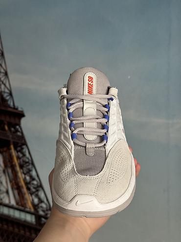 Кроссовки и спортивная обувь: Мужские кроссовки, 45, Nike, Новый, цвет - Серый, Платная доставка, Самовывоз — 4