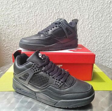 Women's Sneakers and athletic shoes: 46 — 10