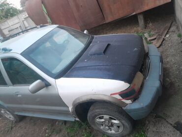 продаю лада 2106: Kia Sportage: 2003 г., 2 л, Механика, Бензин, Жол тандабас