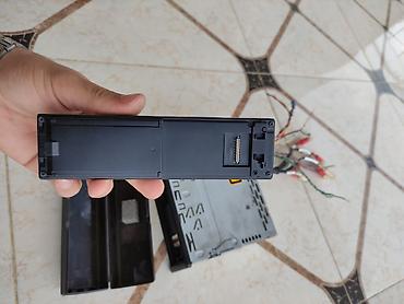 Maqnitofonlar: Panasonic CQ-C8351N avtomobil maqnitofonu - 1-DIN ön paneli çıxarılan — 4