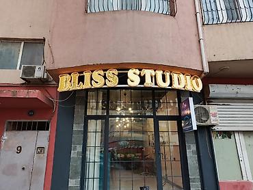 srift: İşıqlı fasad reklamları və həcmli hərflər – istehsal və quraşdırma — 1