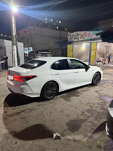 mercedes benz e class 212: Toyota Camry: 2018 г., 2.5 л, Автомат, Гибрид, Седан — 3