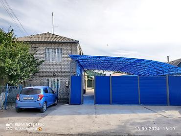 Долгосрочная аренда домов: 100 м², 3 комнаты — 30