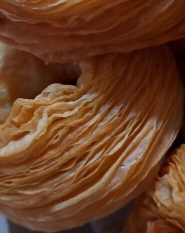 Un: Milli şirniyyatlar – əl işləri - Şəkərbura: Xəmir üzərində incə — 26