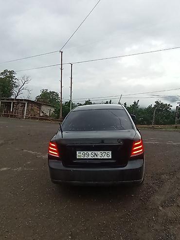 masin satisi: Avtomobil – sedan, qara rəng. - Ön hissədə LED gündüz işıqları və sis — 10