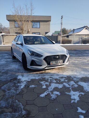 Hyundai: Hyundai Sonata: 2018 г., 0.2 л, Автомат, Газ, Седан