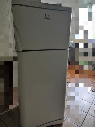 Холодильники: Холодильник Indesit, Б/у, Однокамерный, 140 *