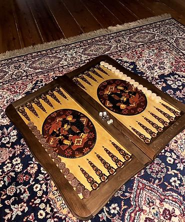 Nərdlər: Qoz ağacından hazırlanmış nərd satılır. Təbii qoz ağacı, möhkəm — 6