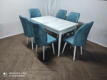 Setovi stolova i stolica: Cena kompleta 💵💸 🔹Stolica 🔹Boja -Tamno siva 🔹Materijal-metalni ram — 10