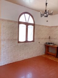 Uzunmüddətli kirayə evlər: 180 kv. m, 4 otaqlı -da lalafo.az — 13 Uzunmüddətli kirayə evlər: 180 kv. m, 4 otaqlı — 13