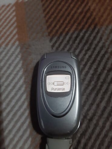 Samsung: Samsug sgh x460 ispravan telefon radi na sve mreze,baterija na lalafo.rs — 14 Samsung: Samsug sgh x460 ispravan telefon radi na sve mreze,baterija — 14