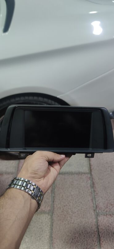 avto manitor: Bmw f30 monitoru