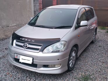 Toyota: Toyota Ipsum: 2002 г., 2.4 л, Автомат, Газ, Минивэн