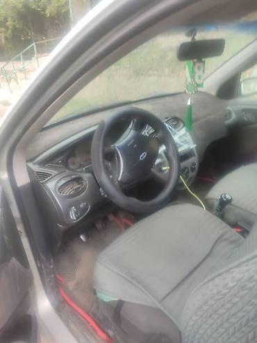 Унаа сатуу: Ford Focus: 2001 г., Кол менен иштөөчү, Универсал — 2