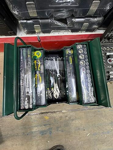 Инструменты для авто: 2000 сом и выше ⬆️ Многофункциональный набор инструментов в черном — 6