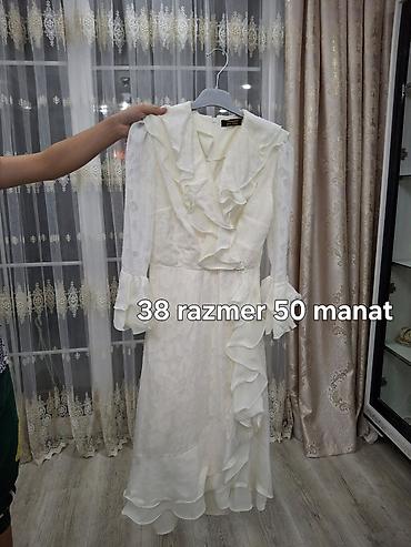 Dəstlər, kostyumlar: Qadın geyim dəsti – 38 razmer 1) Qara-ağ zolaqlı kostyum - Üst geyim — 4