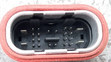 Auto delovi: Orginal Xenon ballast Mercedes 5DF A Zamenski Ballast ( ili kako ga — 6