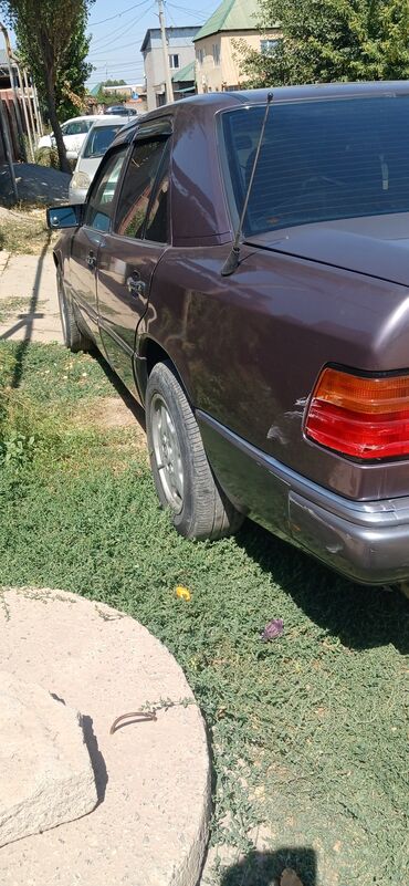 мерседерс 211: Mercedes-Benz W124: 2.3 л, Механика, Бензин, Седан