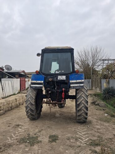 Traktorlar: Belarus 80.1 traktor - Model: Belarus 80.1 (etiket üzərində “80.1”) - — 7