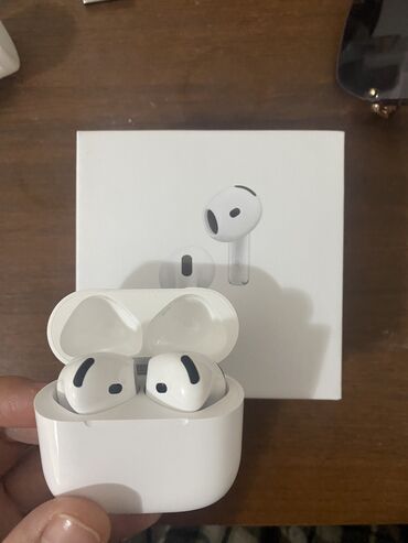 Другие аксессуары для мобильных телефонов: AirPods 4 lux 1/1 новая не пользовалась