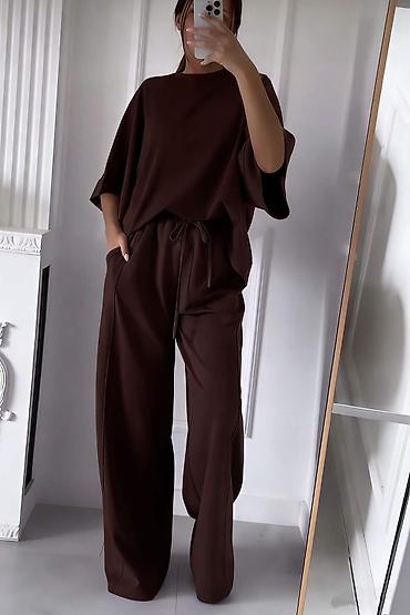 Kompleti: Kompleti
Cena 3300
Vel. do 3xl
V27 — 7