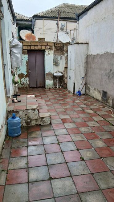 Həyət evləri və villaların satışı: 3 otaqlı, 150 kv. m, Orta təmir — 10