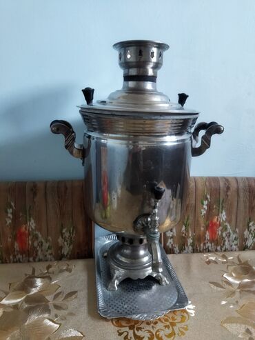 samovar qədimi: 7 litirlik Samavar yaxsi vəzyetdə az islədilib.1958 ildə istehsal