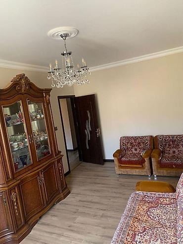 asagi guzdek: Bakı, Həzi Aslanov qəs., 5 otaqlı, Köhnə tikili, m. Həzi Aslanov, 105 kv. m — 2