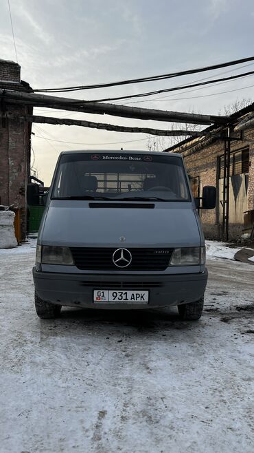 Легкий грузовой транспорт: Легкий грузовик, Mercedes-Benz, Дубль, 2 т, Б/у