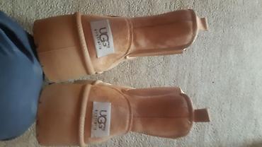 braon korset: UGG Australia ženske zimske čizme – niski model(broj 40) - Brend: UGG — 1