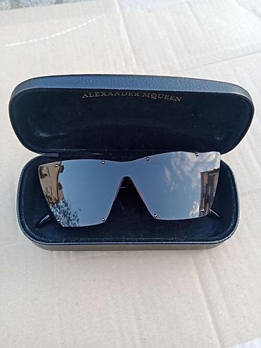 broševi: "ALEXANDER McQUEEN"® naočare za sunce – ORIGINAL 100%. M A D E I N I T — 1