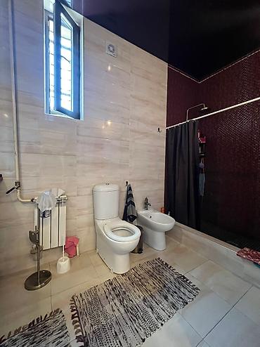 Долгосрочная аренда домов: 300 м², 6 комнат, Амбарная, Лоджия, Парковка — 15