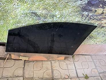 Автомобильное переднее правое боковое стекло (тонированное), на Кия